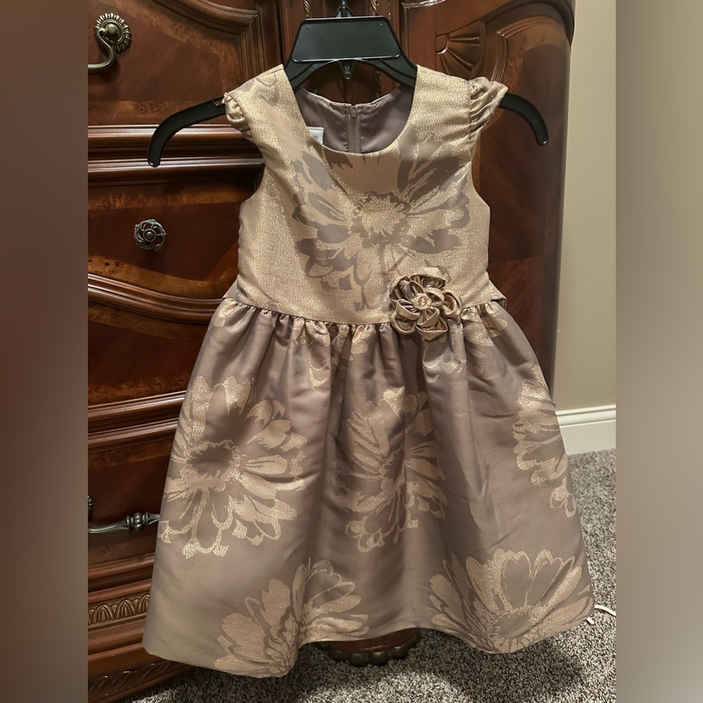 Girls gold dress